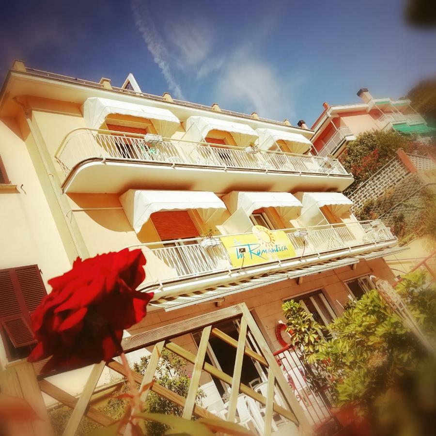 Hotel Eva La Romantica Moneglia Esterno foto